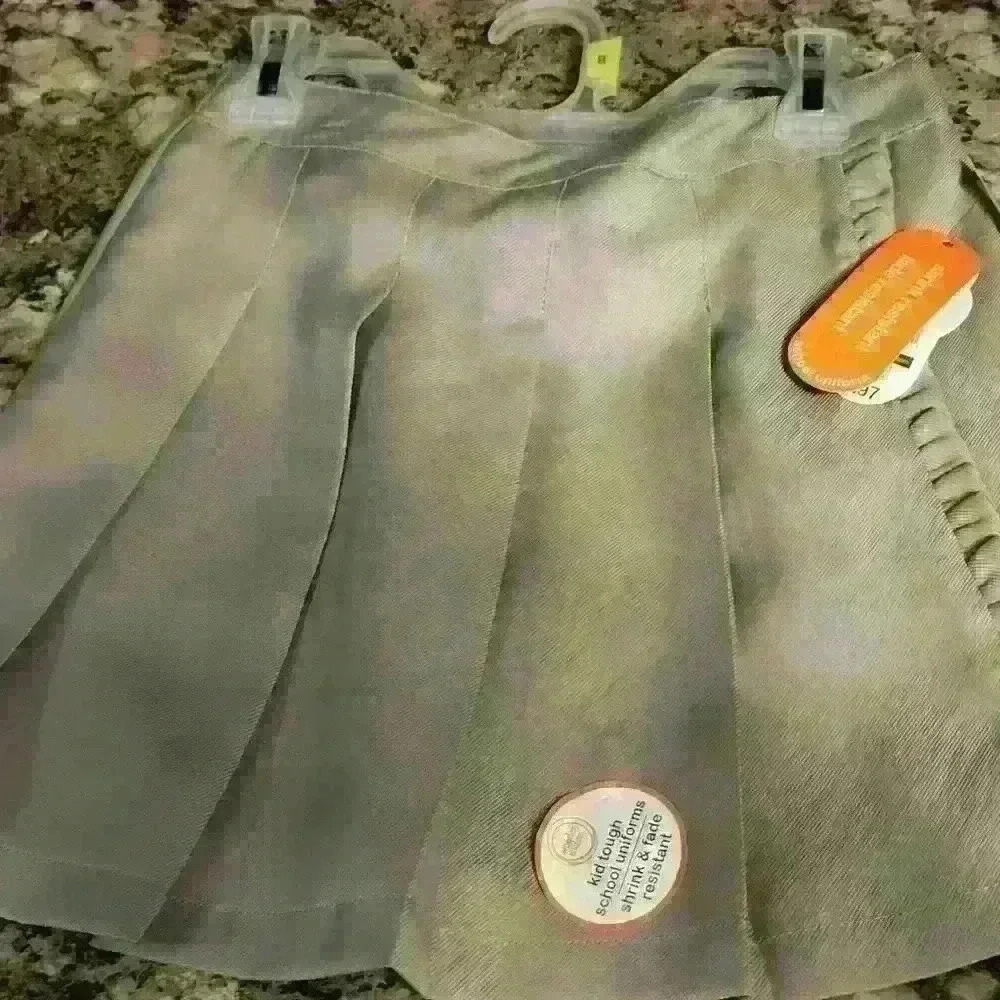 Girls Khaki Uniform Squirts Wonder Nation . Multiple Sizes.New With Tags - Picture 9 of 10